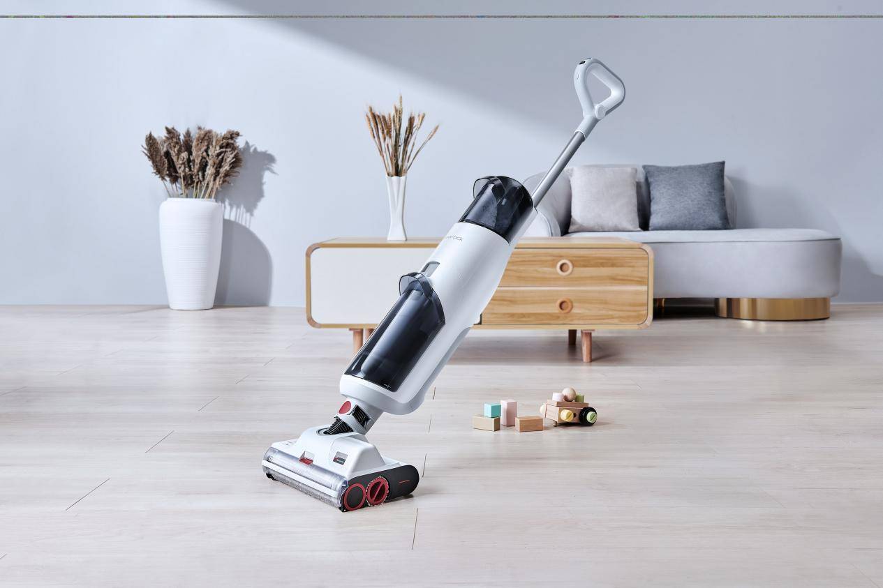 用技术让家务更轻松 石头科技发布自动洗抹布的扫地机器人+洗地机(图3)